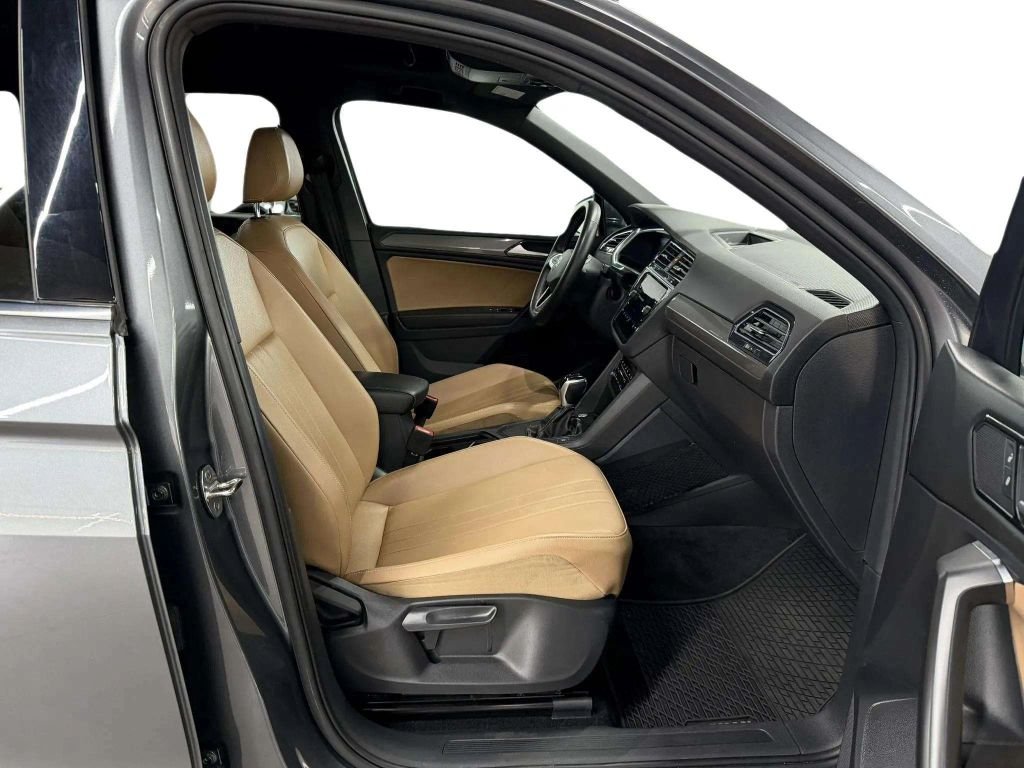 2022 Volkswagen Tiguan SE Sport Utility 4D