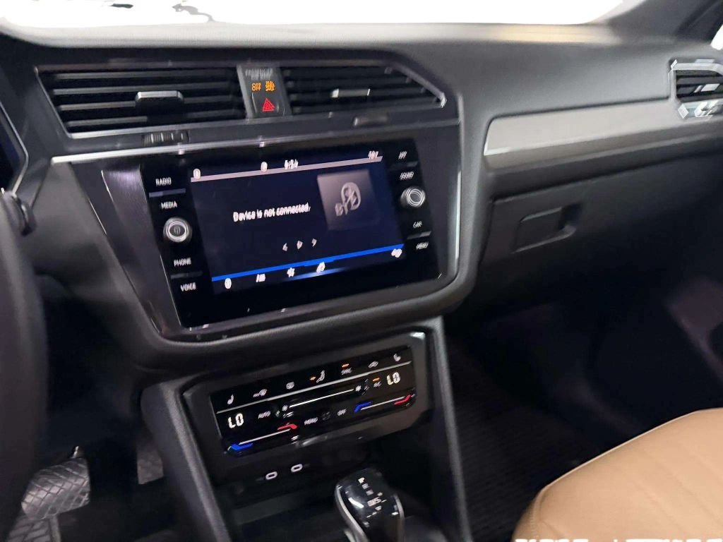 2022 Volkswagen Tiguan SE Sport Utility 4D