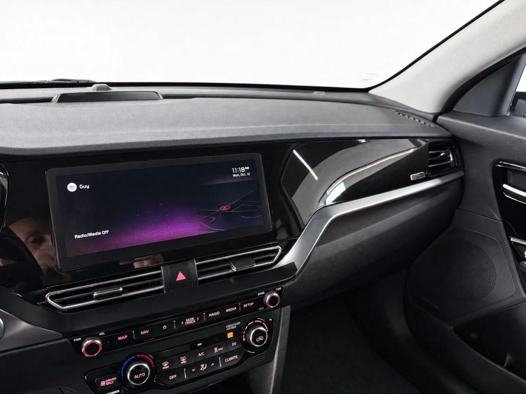 2022 Kia Niro EV EX Premium Wagon 4D