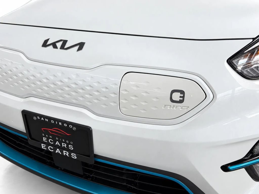 2022 Kia Niro EV EX Premium Wagon 4D