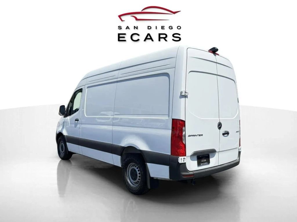 2025 Mercedes-Benz Sprinter 2500 Cargo Standard Roof w/144