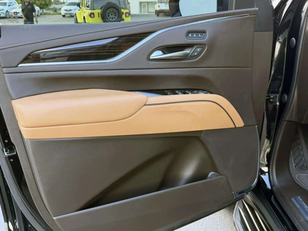 2022 Cadillac Escalade Sport SUV 4D