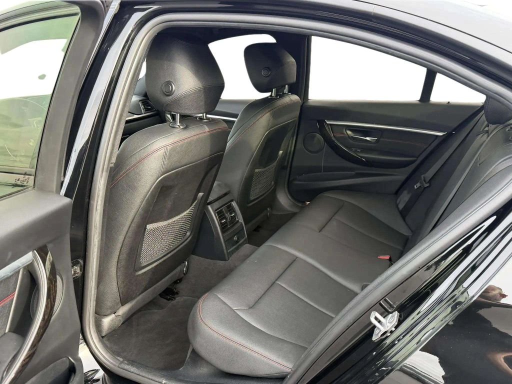 2018 BMW 3 Series 328d Sedan 4D