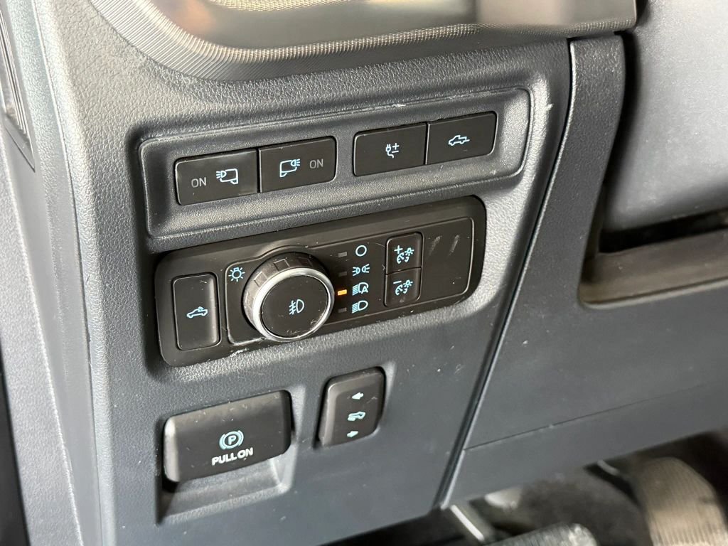 2022 Ford F150 SuperCrew Cab Raptor Pickup 4D 5 1/2 ft
