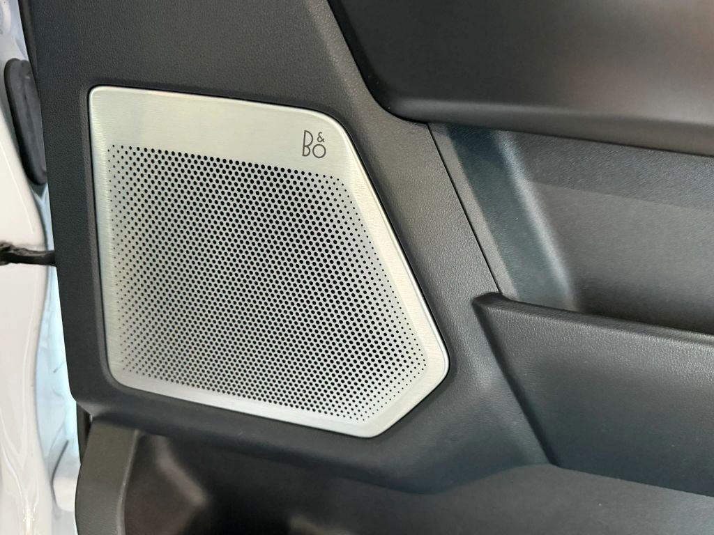 2022 Ford F150 SuperCrew Cab Raptor Pickup 4D 5 1/2 ft