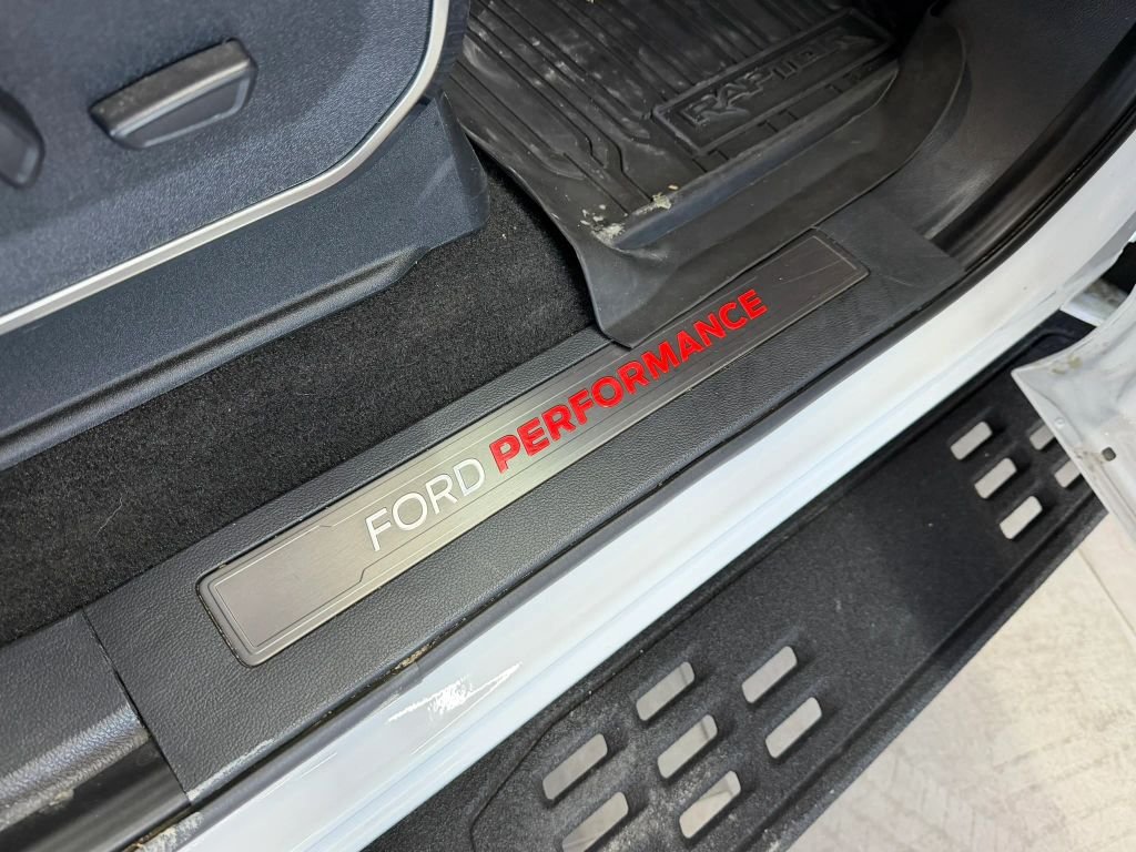 2022 Ford F150 SuperCrew Cab Raptor Pickup 4D 5 1/2 ft