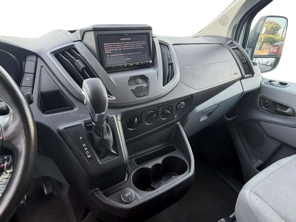 2017 Ford Transit 350 Wagon XLT w/High Roof w/Sliding Side Door Van 3D