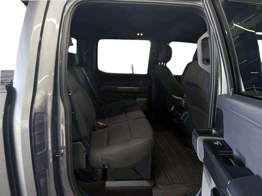 2022 Ford F150 SuperCrew Cab XLT Pickup 4D 5 1/2 ft