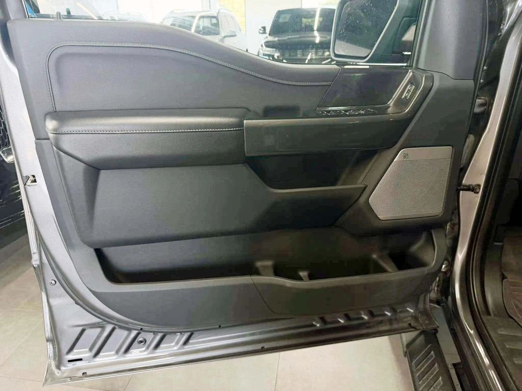 2022 Ford F150 SuperCrew Cab XLT Pickup 4D 5 1/2 ft