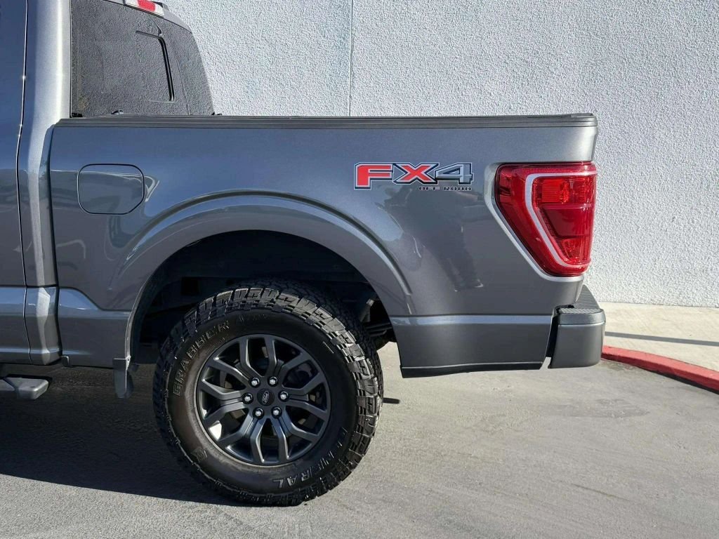 2022 Ford F150 SuperCrew Cab XLT Pickup 4D 5 1/2 ft