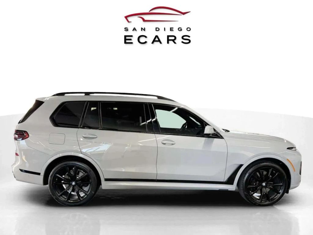 2023 BMW X7 xDrive40i Sport Utility 4D