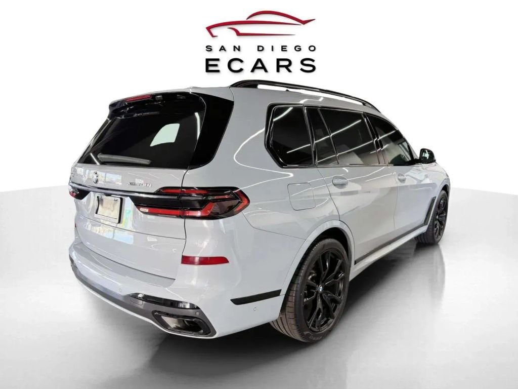 2023 BMW X7 xDrive40i Sport Utility 4D