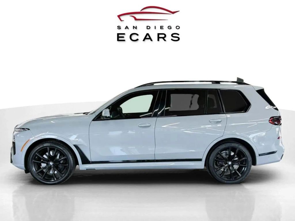 2023 BMW X7 xDrive40i Sport Utility 4D
